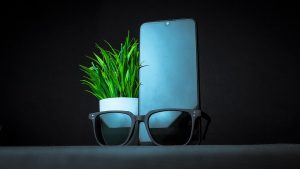 Ce trebuie să știi dacă vrei să cumperi un iPhone 13 în 2025